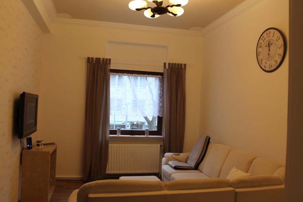 B49 - City & Messe Apartment Köln Phòng bức ảnh